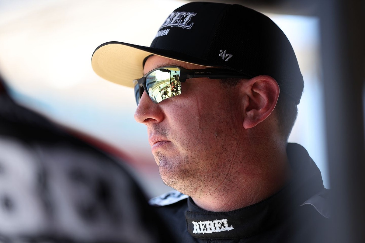 kyle-busch-doesn't-want-'suits-and-ties'-alone-deciding-who-races-in-nascar